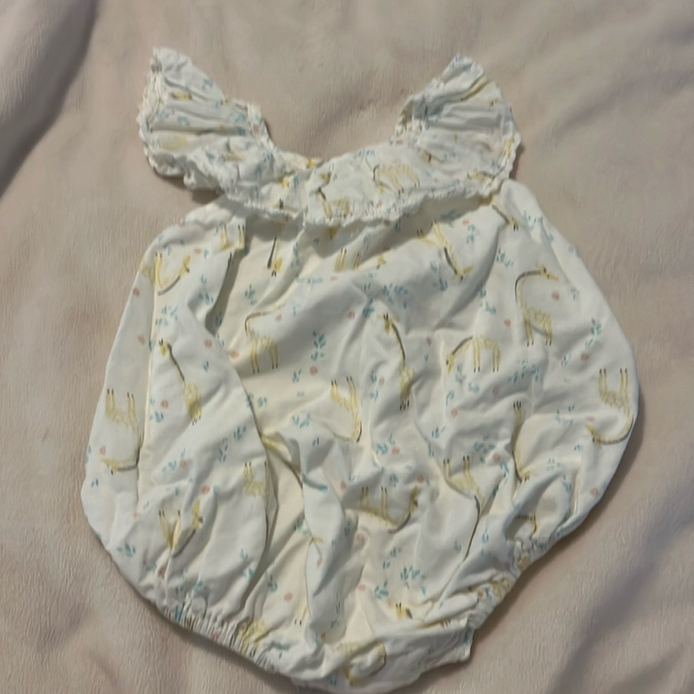 First Wish giraffe bubble romper size 3-6 months